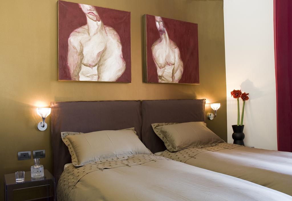 Eh13 Luxury Accommodation คาตาเนีย ภายนอก รูปภาพ