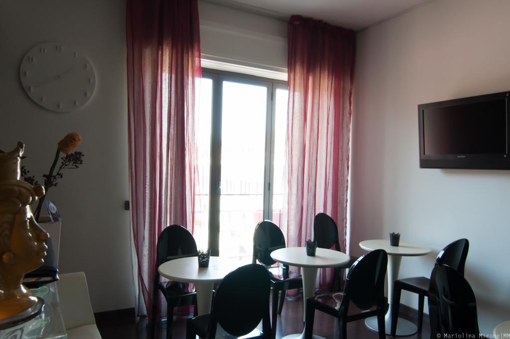 Eh13 Luxury Accommodation คาตาเนีย ภายนอก รูปภาพ