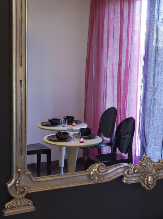 Eh13 Luxury Accommodation คาตาเนีย ภายนอก รูปภาพ