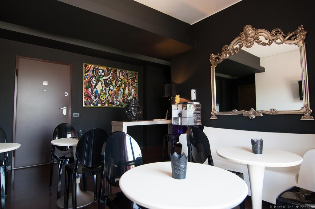 Eh13 Luxury Accommodation คาตาเนีย ภายนอก รูปภาพ