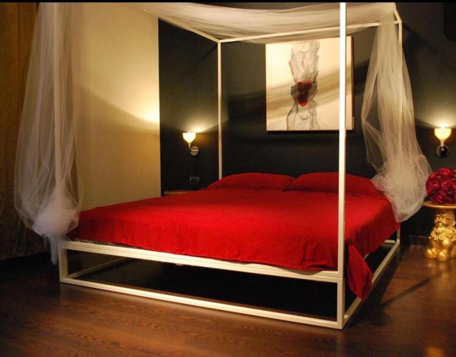 Eh13 Luxury Accommodation คาตาเนีย ภายนอก รูปภาพ